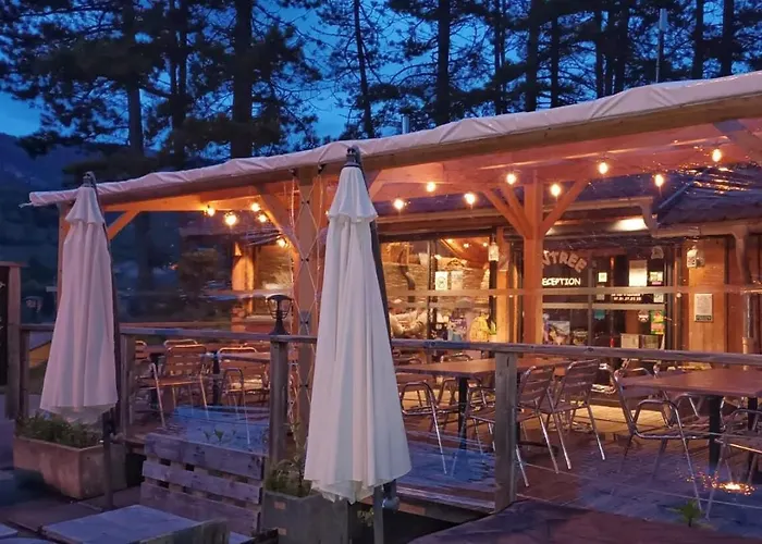 Luxury tent En Bois Pod 1 *